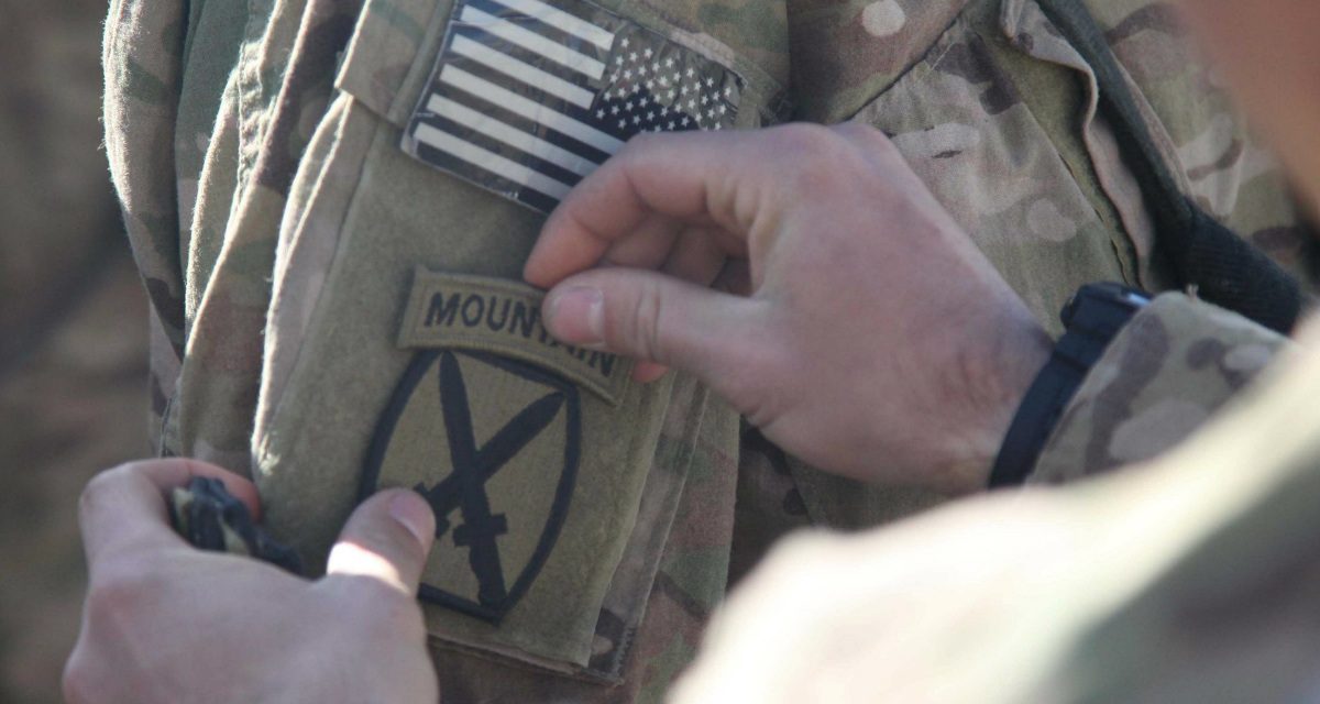SET á 2 Aufnäher US Army Special Forces Patch Sergeant USA M
